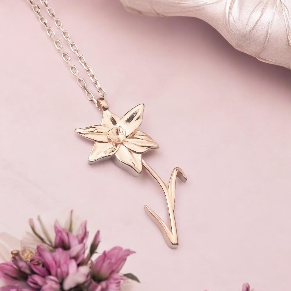 Glorria 925k Sterling Silver Personalized Birth Flower Necklace