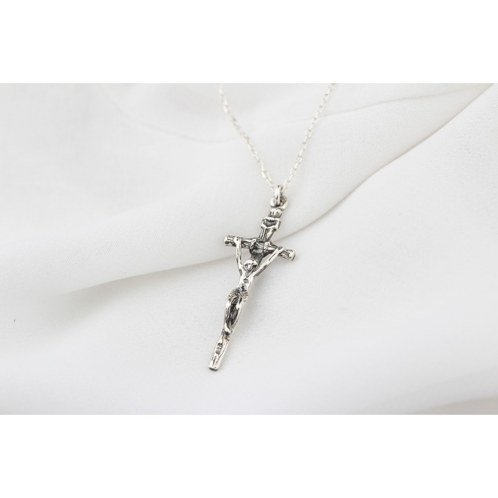 Glorria 925k Sterling Silver Cross Necklace